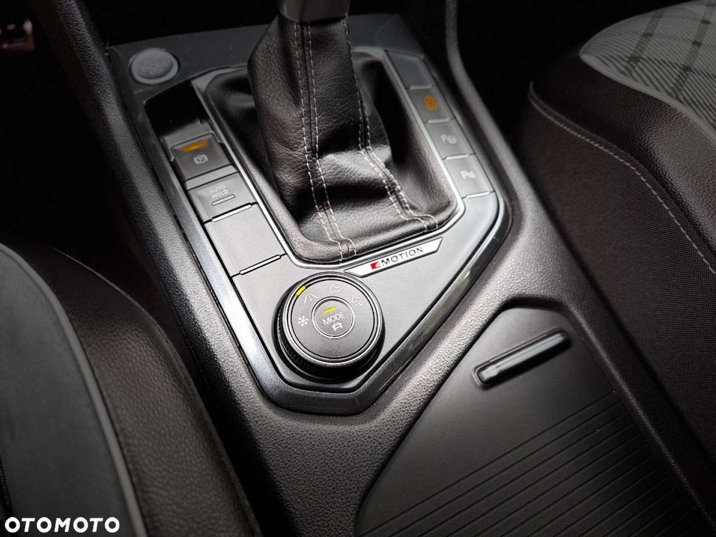 Volkswagen Tiguan - 25