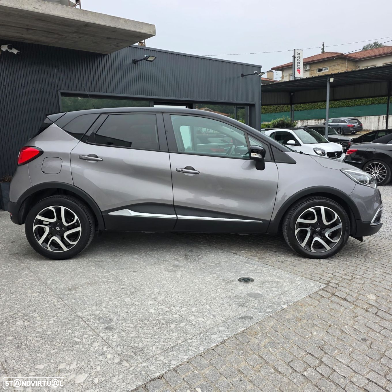 Renault Captur 0.9 TCE Exclusive - 12