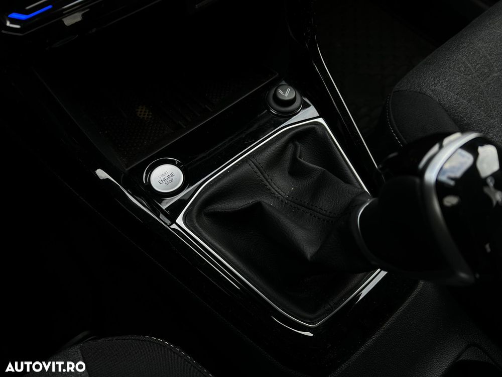 Volkswagen T-Cross 1.0 TSI DSG Advanced - 22