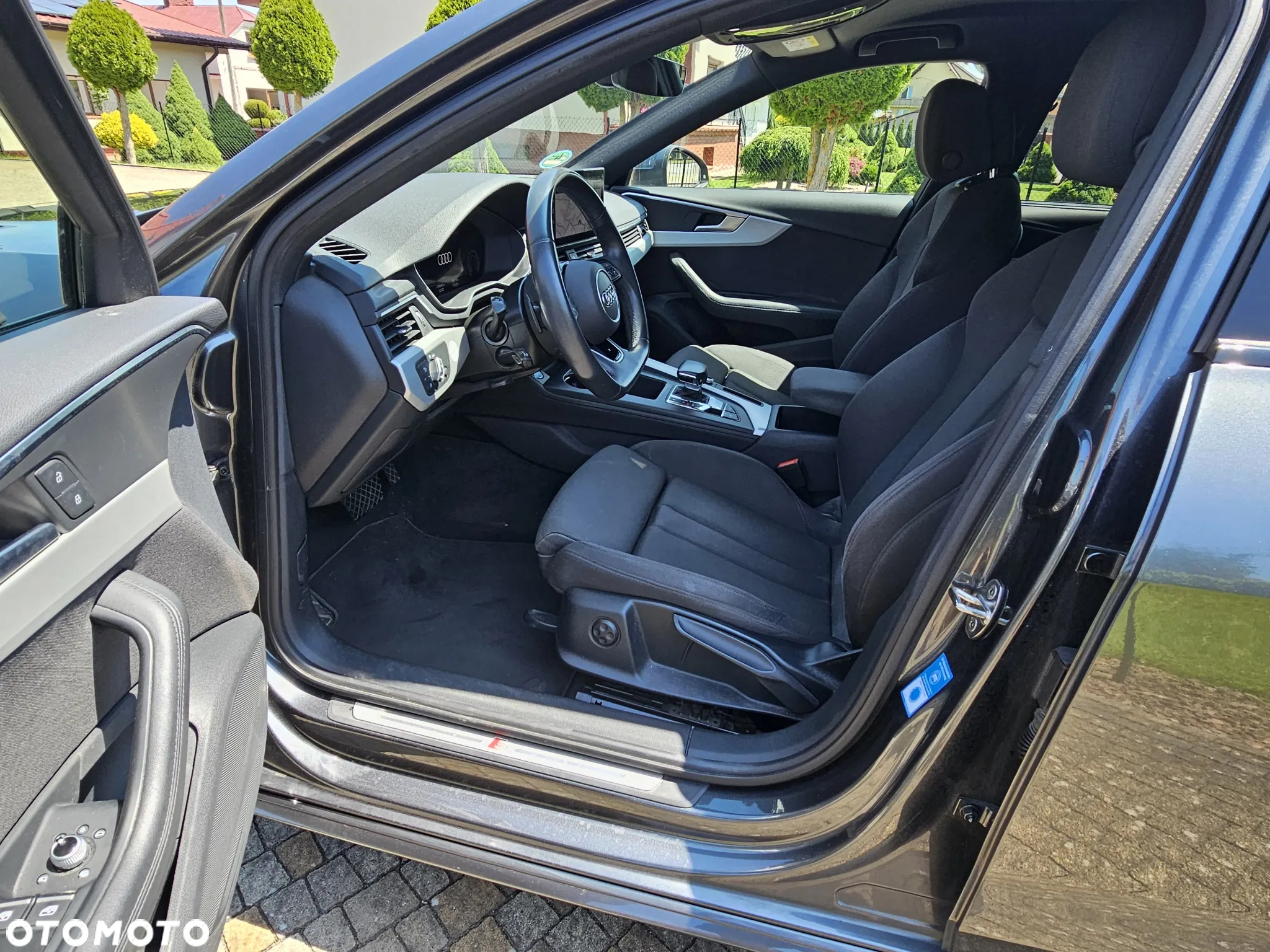 Audi A4 Avant 40 TDI S tronic S line - 27