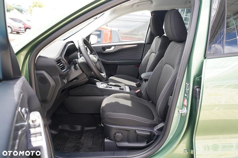 Ford Kuga 2.5 FHEV FWD Titanium eCVT - 15