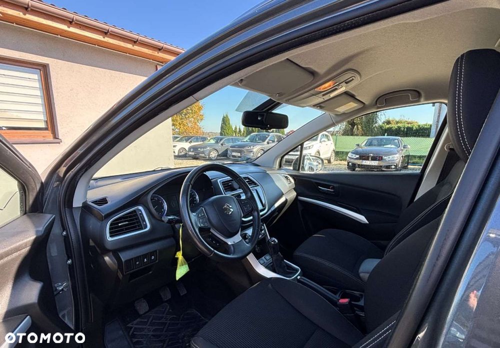 Suzuki SX4 S-Cross - 13