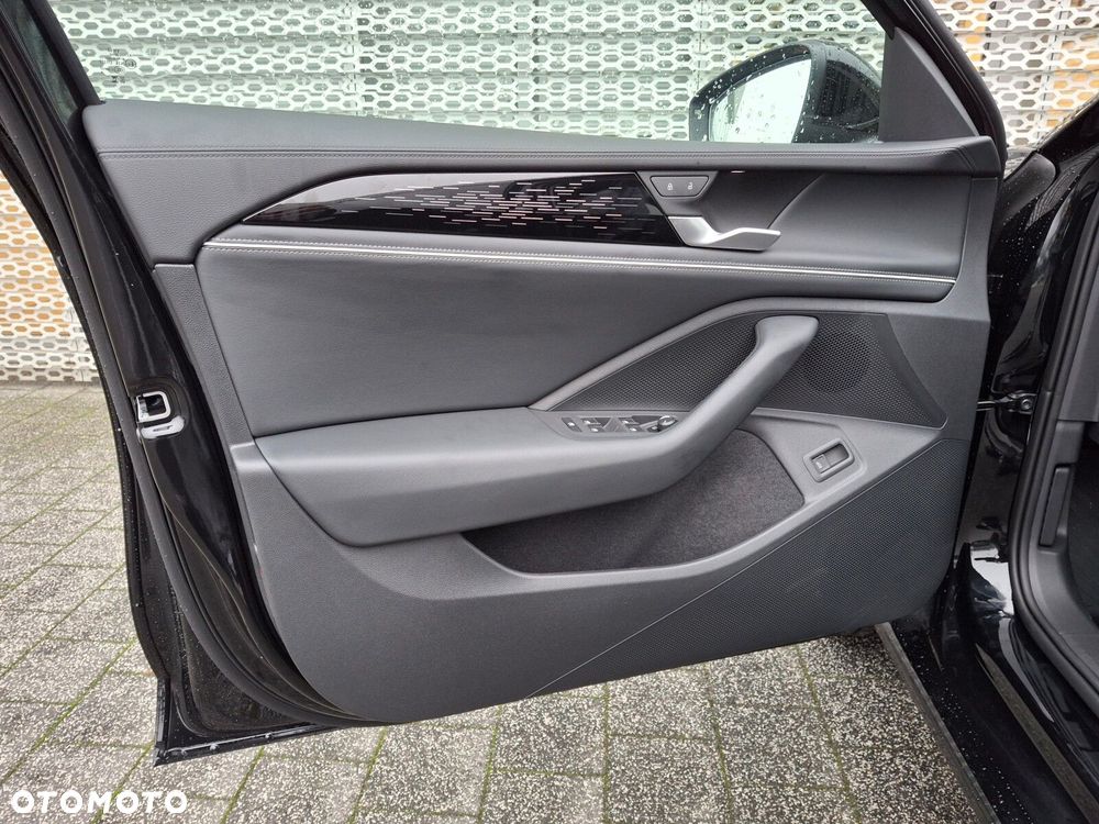 Volkswagen Passat - 8