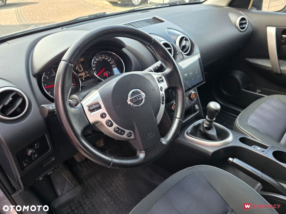 Nissan Qashqai+2 - 14