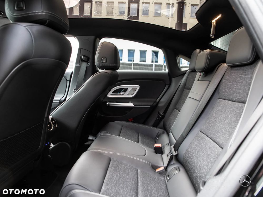 Mercedes-Benz CLA 350 4Matic 85kWh - 11
