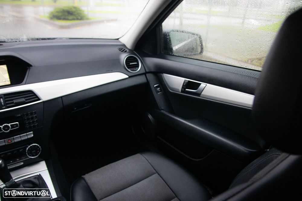 Mercedes-Benz C 200 CDi Avantgarde BlueEfficiency - 28