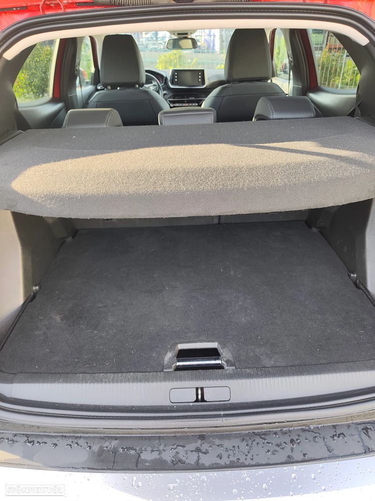 Peugeot 2008 - 10