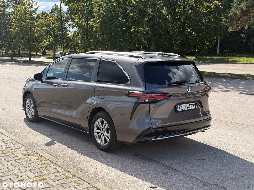 Toyota Sienna 3.5 V6 - 37