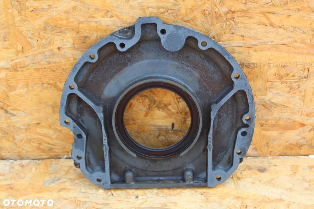Uszczelniacz obudowa wału korbowego AUDI A6 C5 A8 D2 4.2 V8 077103173K - 2