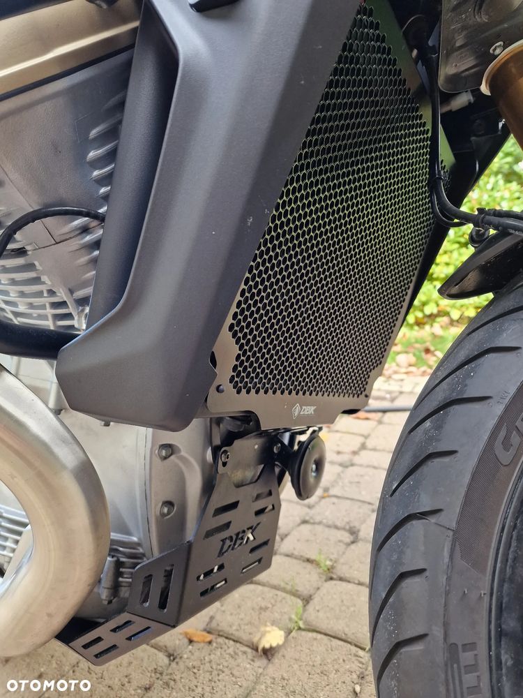 Moto Guzzi V100 Mandello - 9