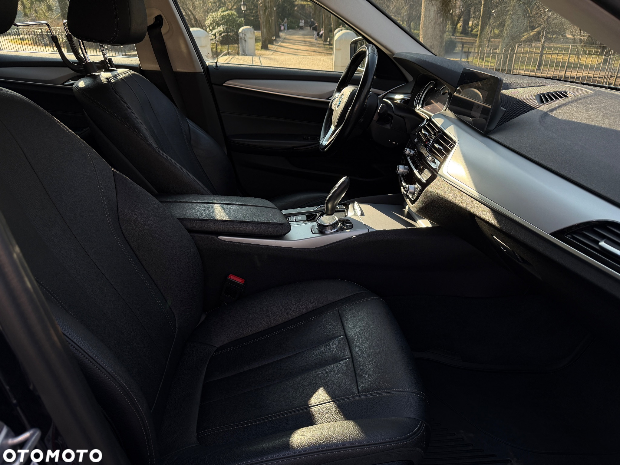 BMW Seria 5 520d Efficient Dynamics - 9