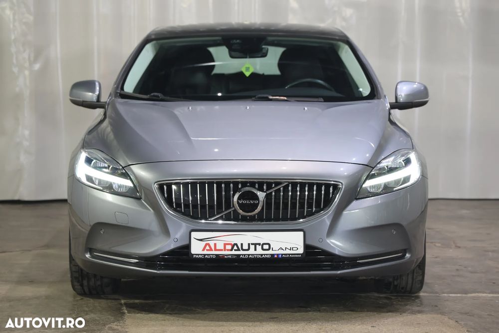 Volvo V40 D2 Geartronic Inscription - 36