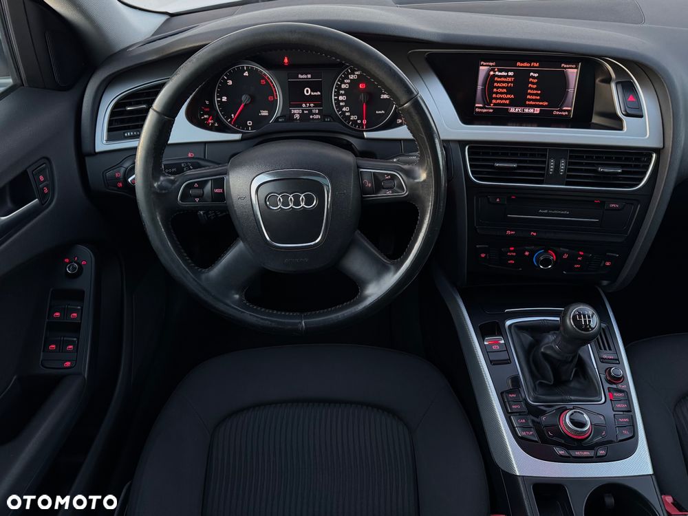 Audi A4 Avant 2.0 TDI Quattro - 9