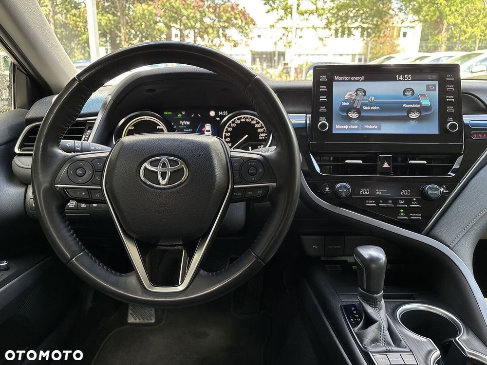 Toyota Camry 2.5 Hybrid Executive CVT - 10