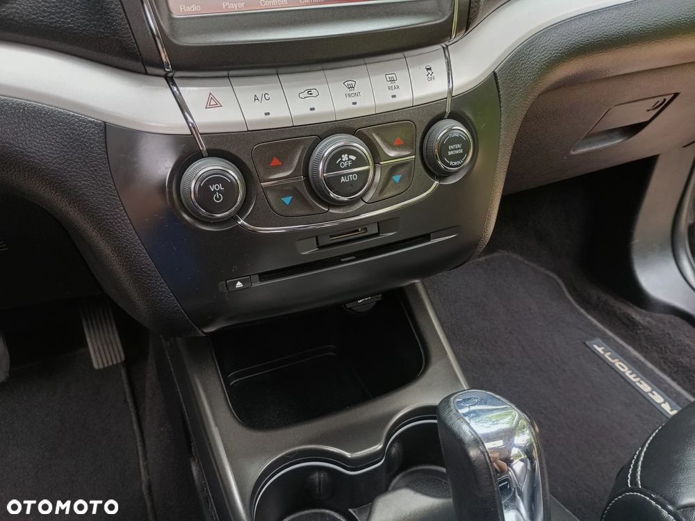 Fiat Freemont 2.0 Multijet Black Code AWD - 35