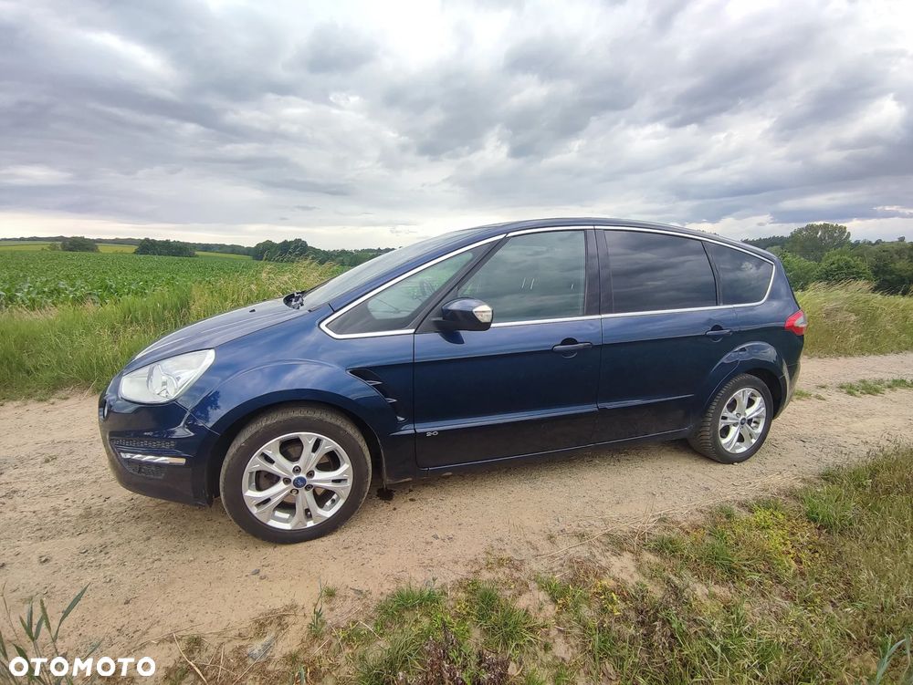 Ford S-Max - 10