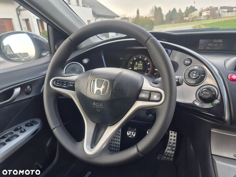 Honda Civic 1.4i-DSi - 24