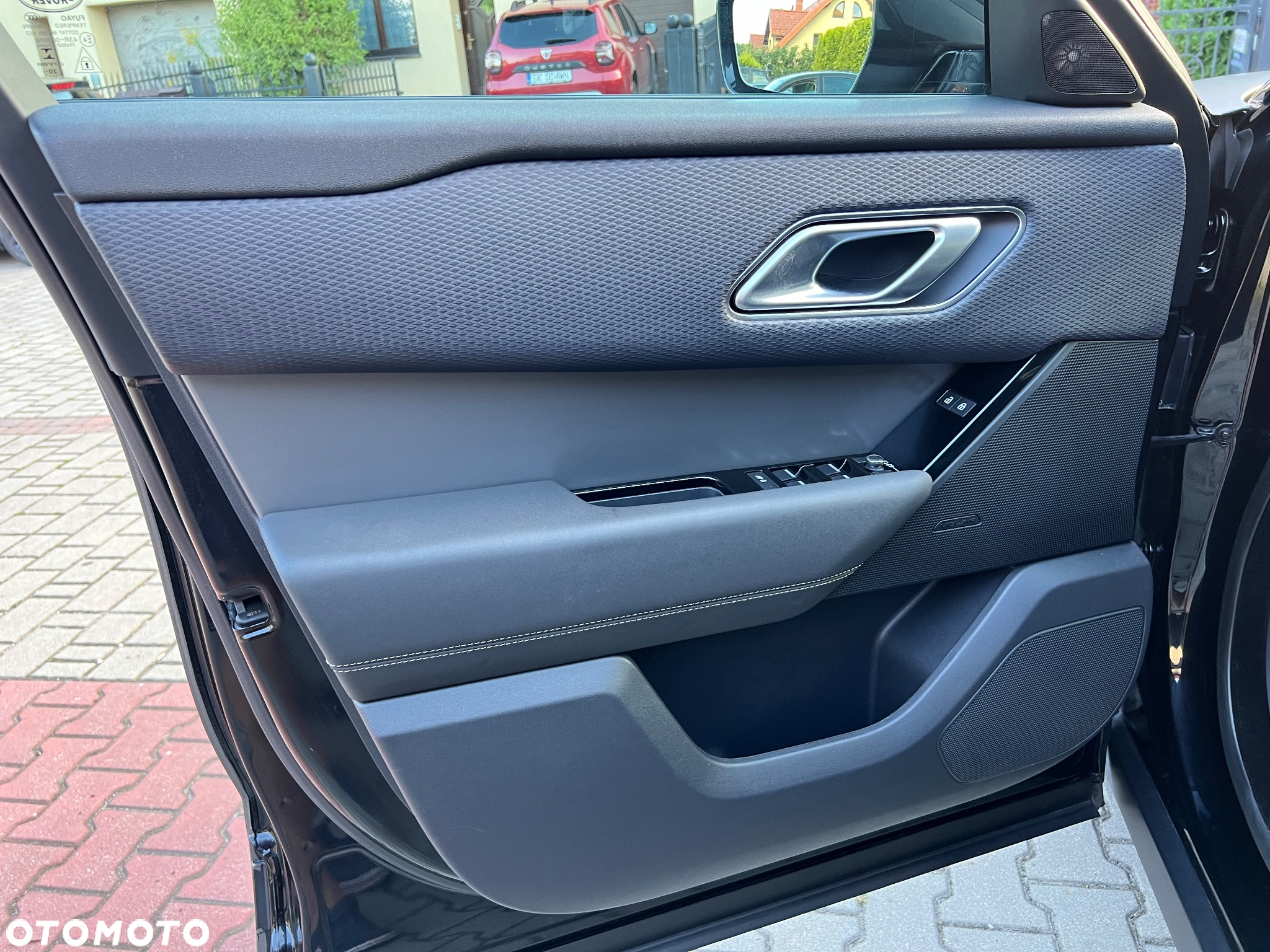 Land Rover Range Rover Velar D200 Dynamic SE - 25