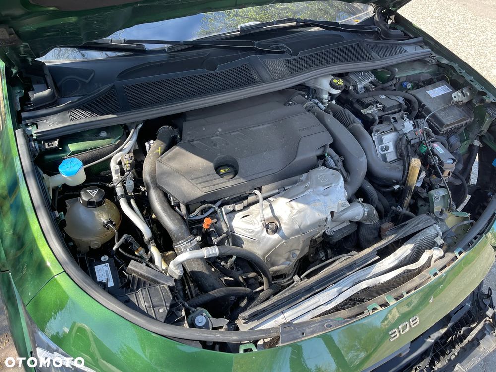 Peugeot 308 1.6 Hybrid PHEV Active Pack EAT8 - 36