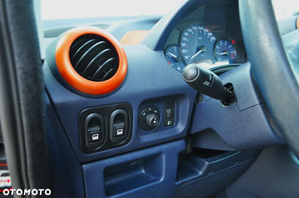 Peugeot 1007 90 Premium - 12