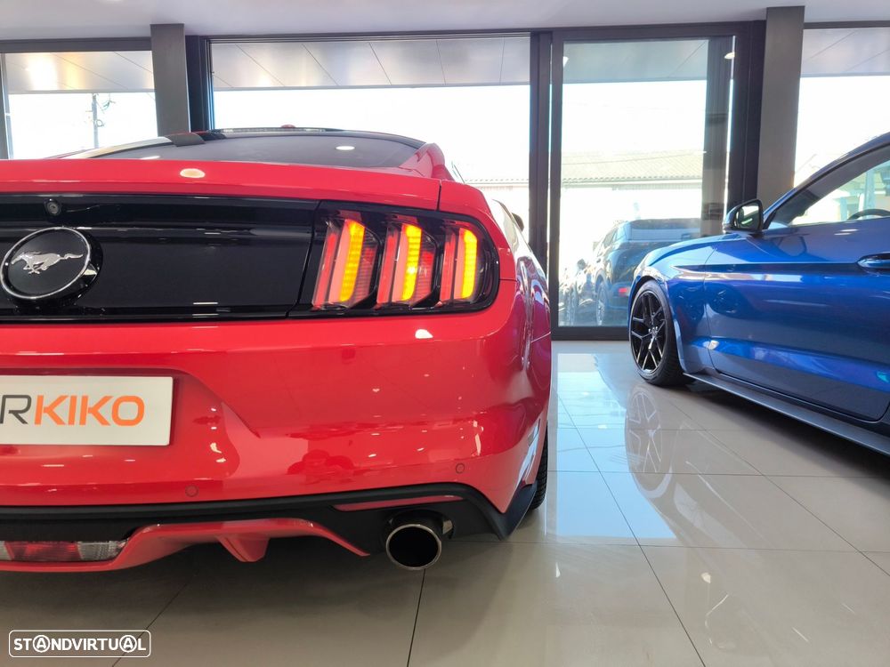 Ford Mustang 2.3i EcoBoost - 8