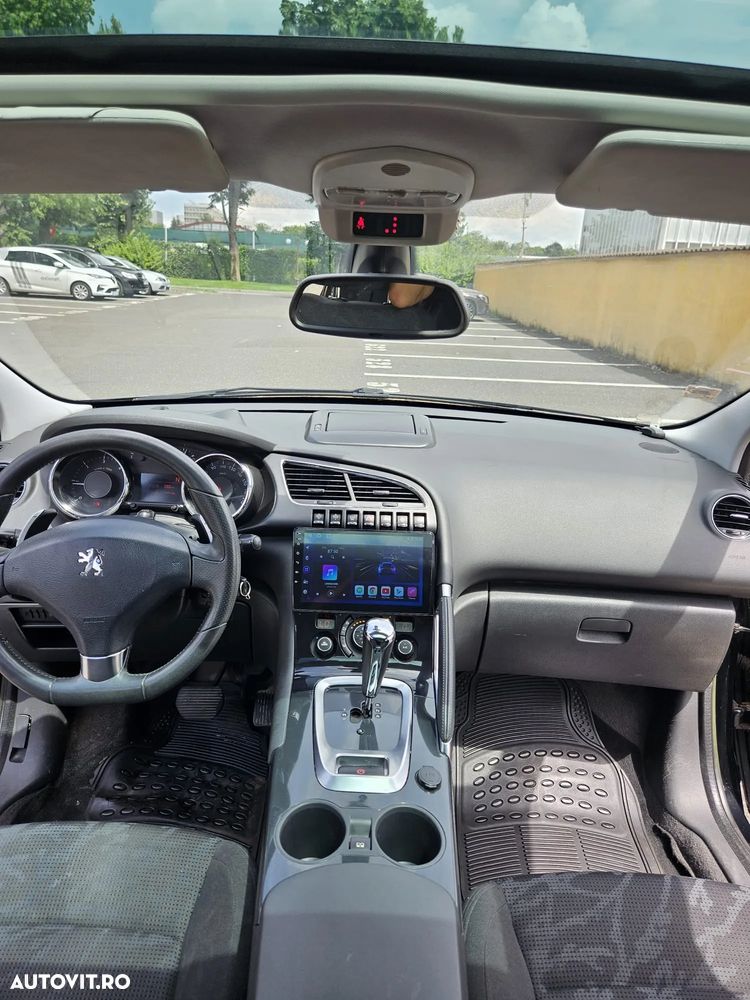 Peugeot 3008 1.6 HDI FAP STT Active - 12