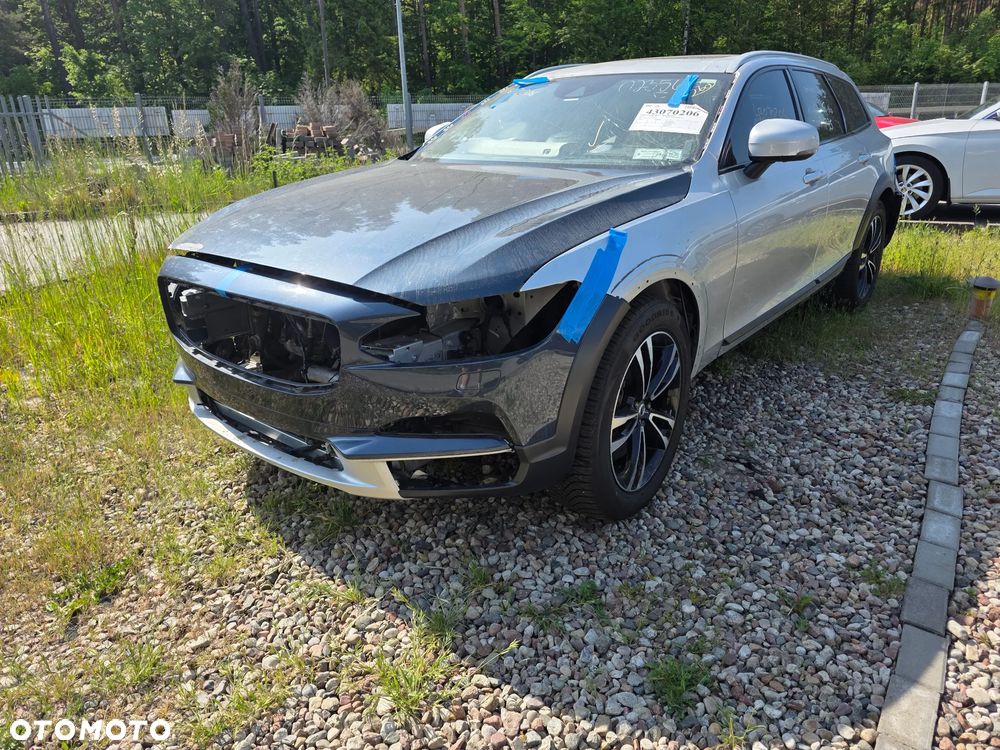 Volvo V90 Cross Country T5 AWD Geartronic - 2