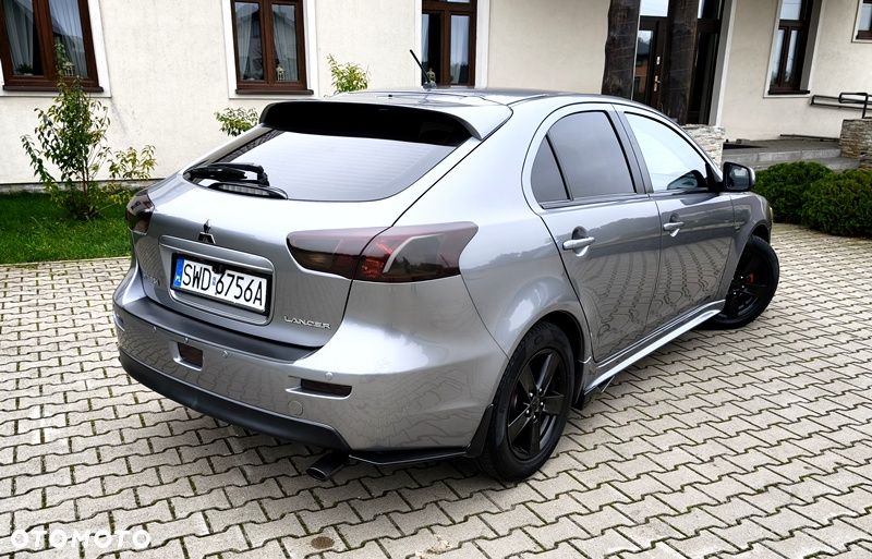 Mitsubishi Lancer - 36