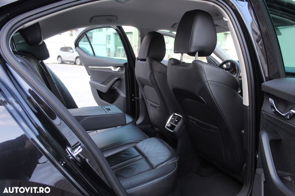 Skoda Octavia 1.0 TSI DSG Mild Hybrid Ambition - 17