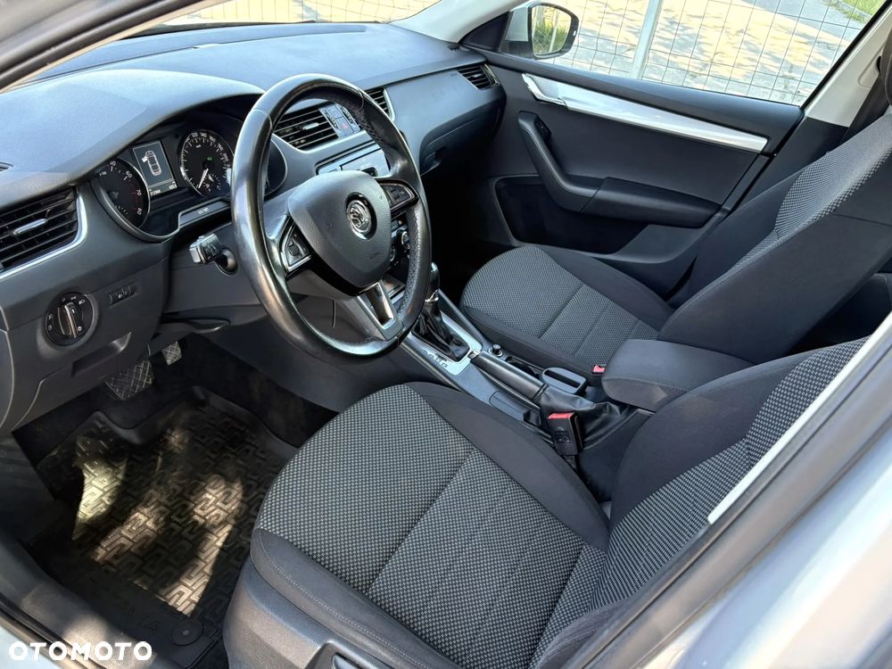Skoda Octavia 1.4 TSI Ambition DSG - 9