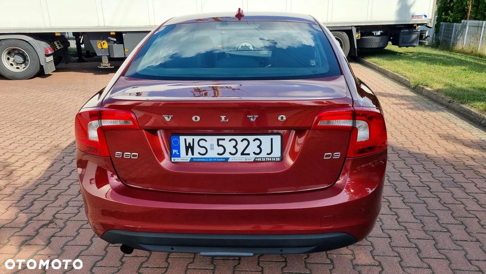 Volvo S60 D3 Geartronic Momentum - 5
