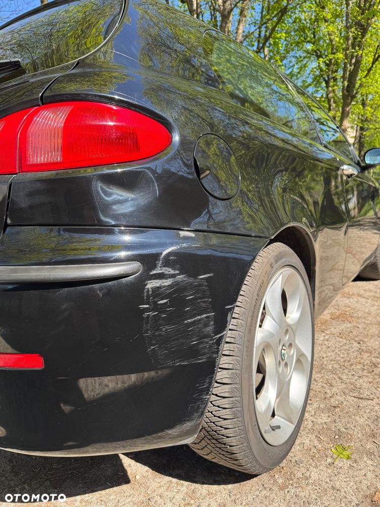 Alfa Romeo 147 2.0 Twin Spark Distinctive - 14