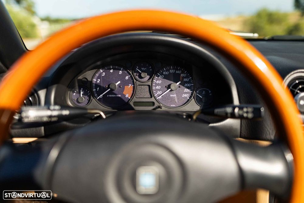 Mazda MX-5 1.6 16V Serie Especial - 25