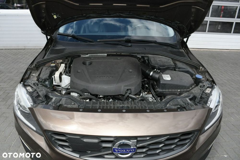 Volvo V60 Cross Country D3 Drive-E Summum - 38