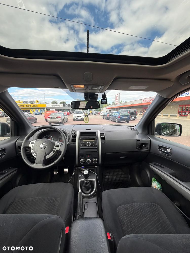 Nissan X-Trail 2.0 dCi XE - 27