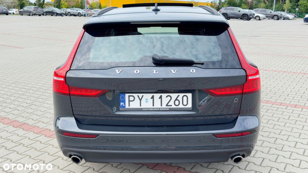 Volvo V60 D4 AWD Momentum - 8
