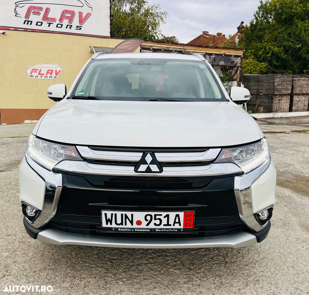 Mitsubishi Outlander - 21