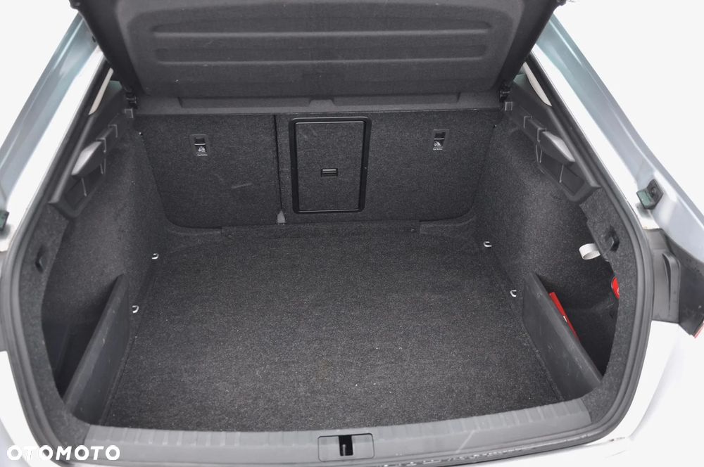 Skoda Octavia 1.5 TSI Selection - 32