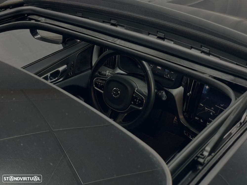 Volvo XC 60 T8 Twin Engine AWD Geartronic RDesign - 6