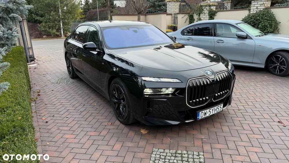 BMW Seria 7 - 8