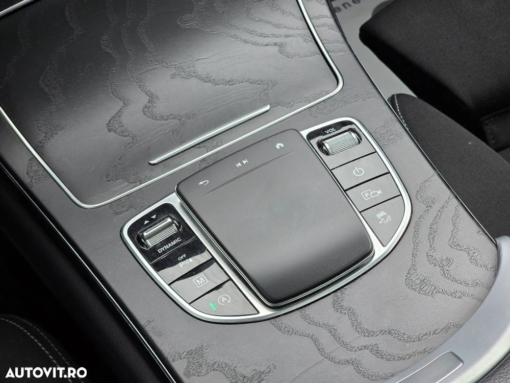 Mercedes-Benz GLC - 37