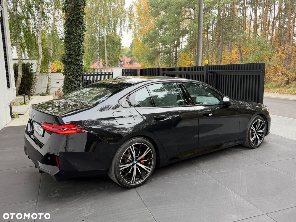 BMW Seria 5 520d xDrive mHEV M Sport - 11