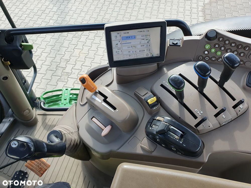 John Deere 6130R - 16