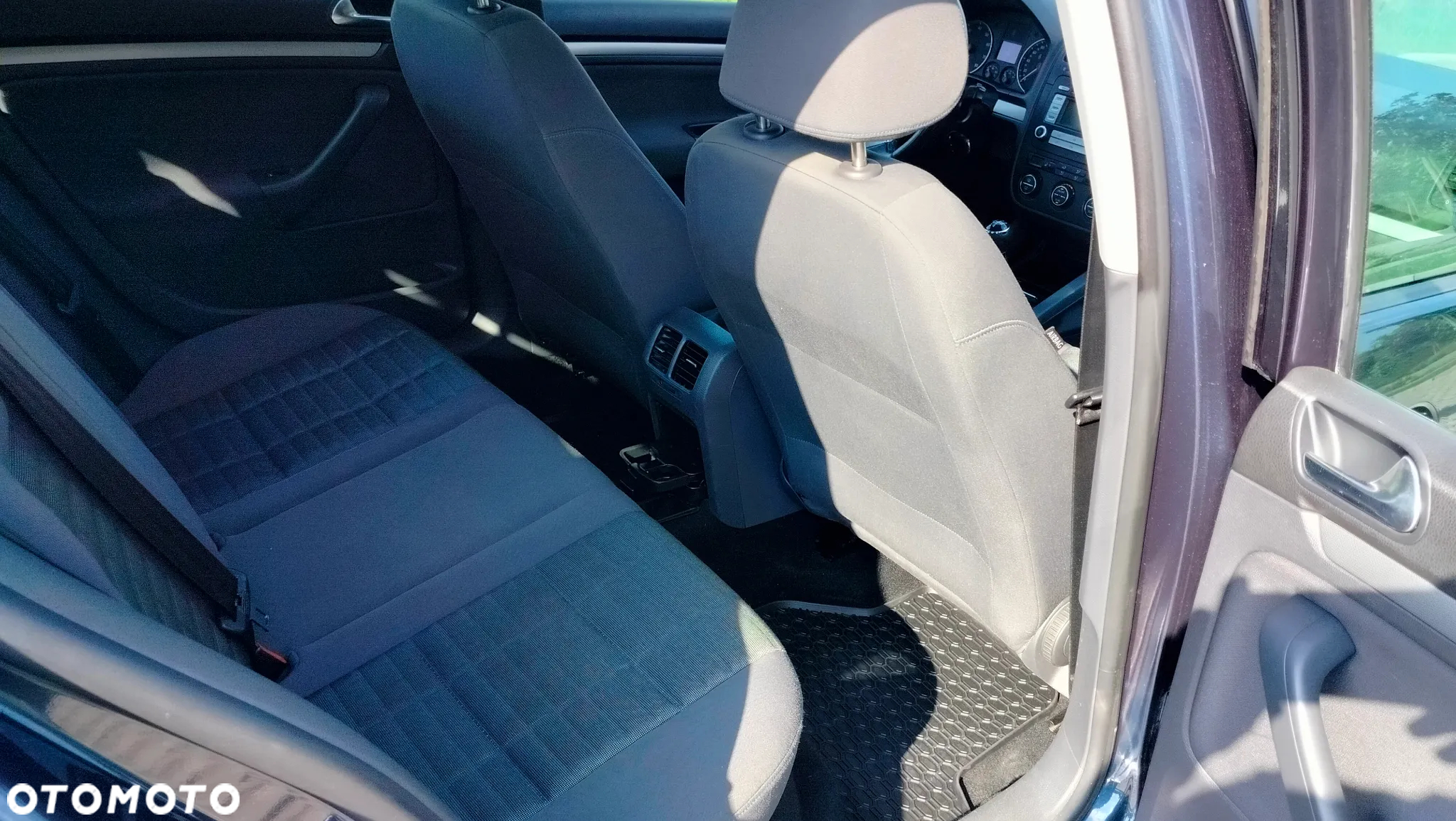 Volkswagen Golf 1.6 Tour - 26