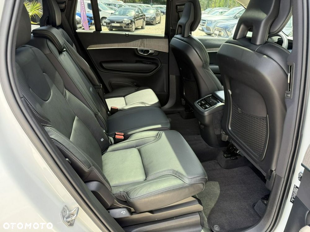 Volvo XC 90 - 16