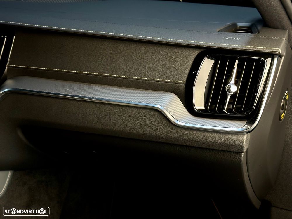 Volvo V60 2.0 T6 AWD TE R-Design - 57