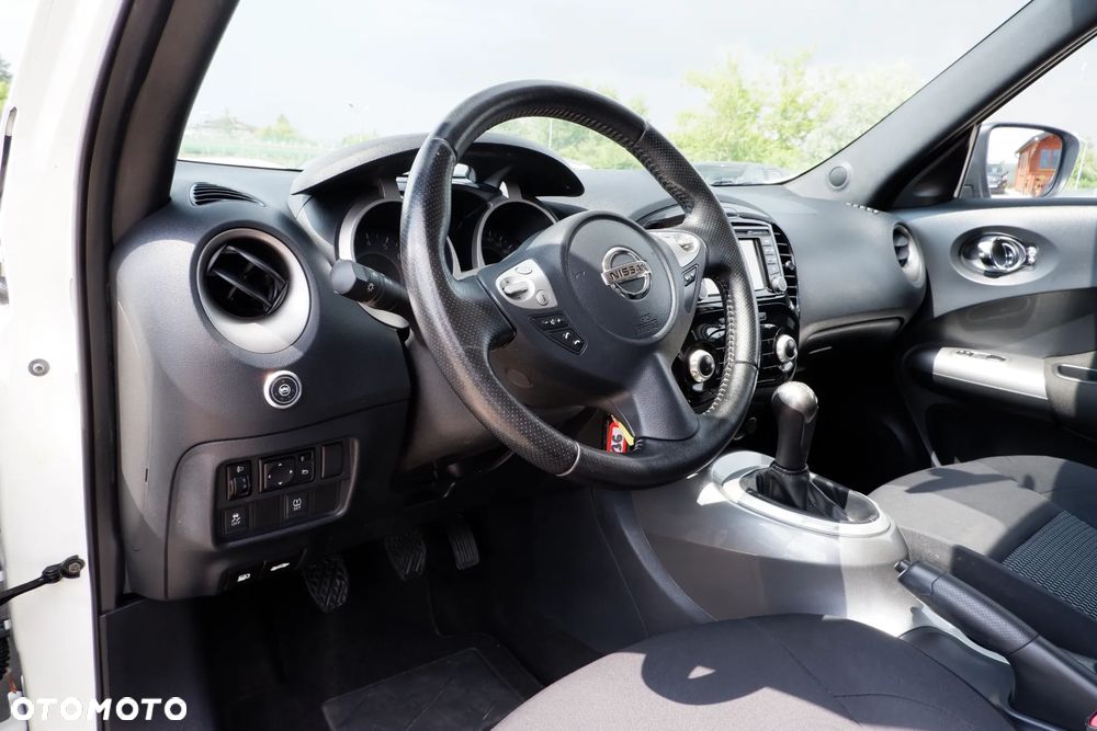 Nissan Juke 1.6 N-Tec - 24