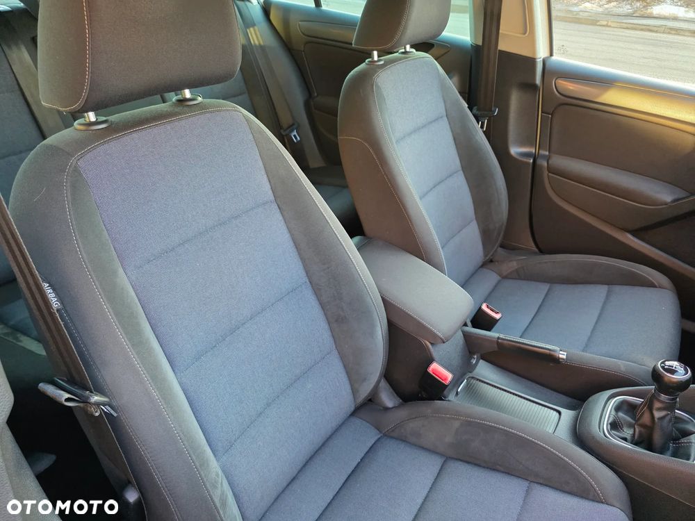 Volkswagen Golf 1.2 TSI BlueMotion Technology Style - 28