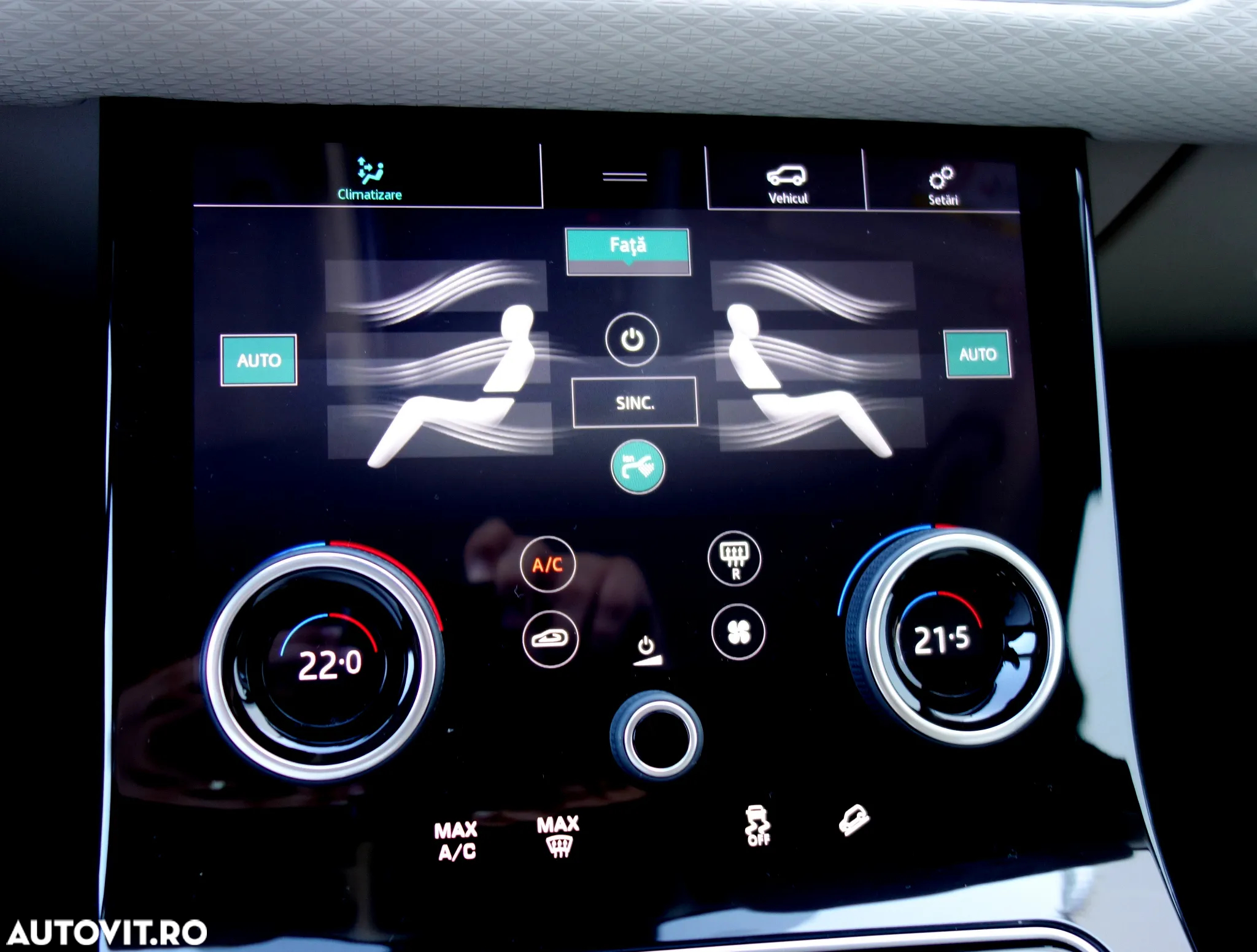 Land Rover Range Rover Velar 3.0 SE - 30