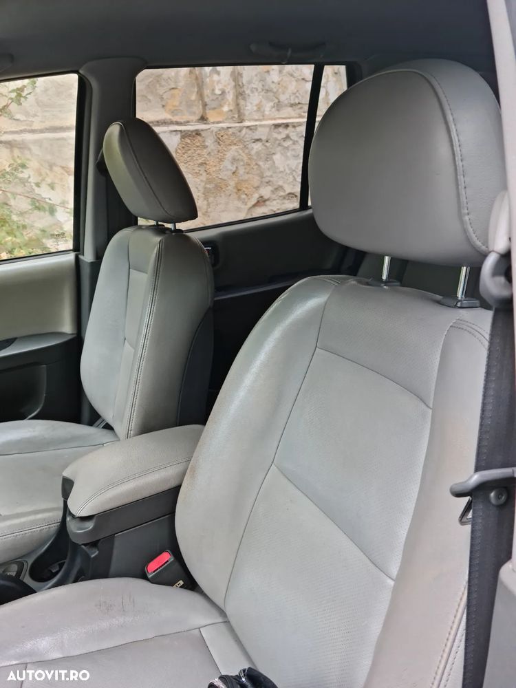 Hyundai Santa Fe - 5